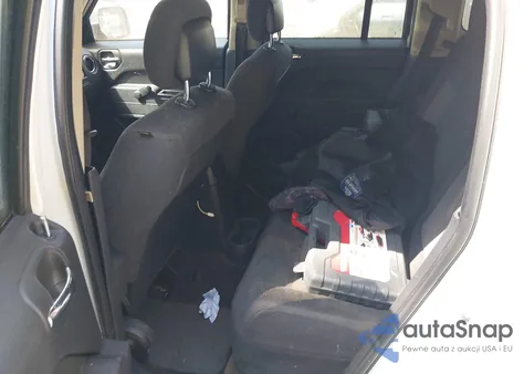 2014 Jeep Patriot Sport z USA, uszkodzony, nr VIN 1C4NJPBA7ED720316